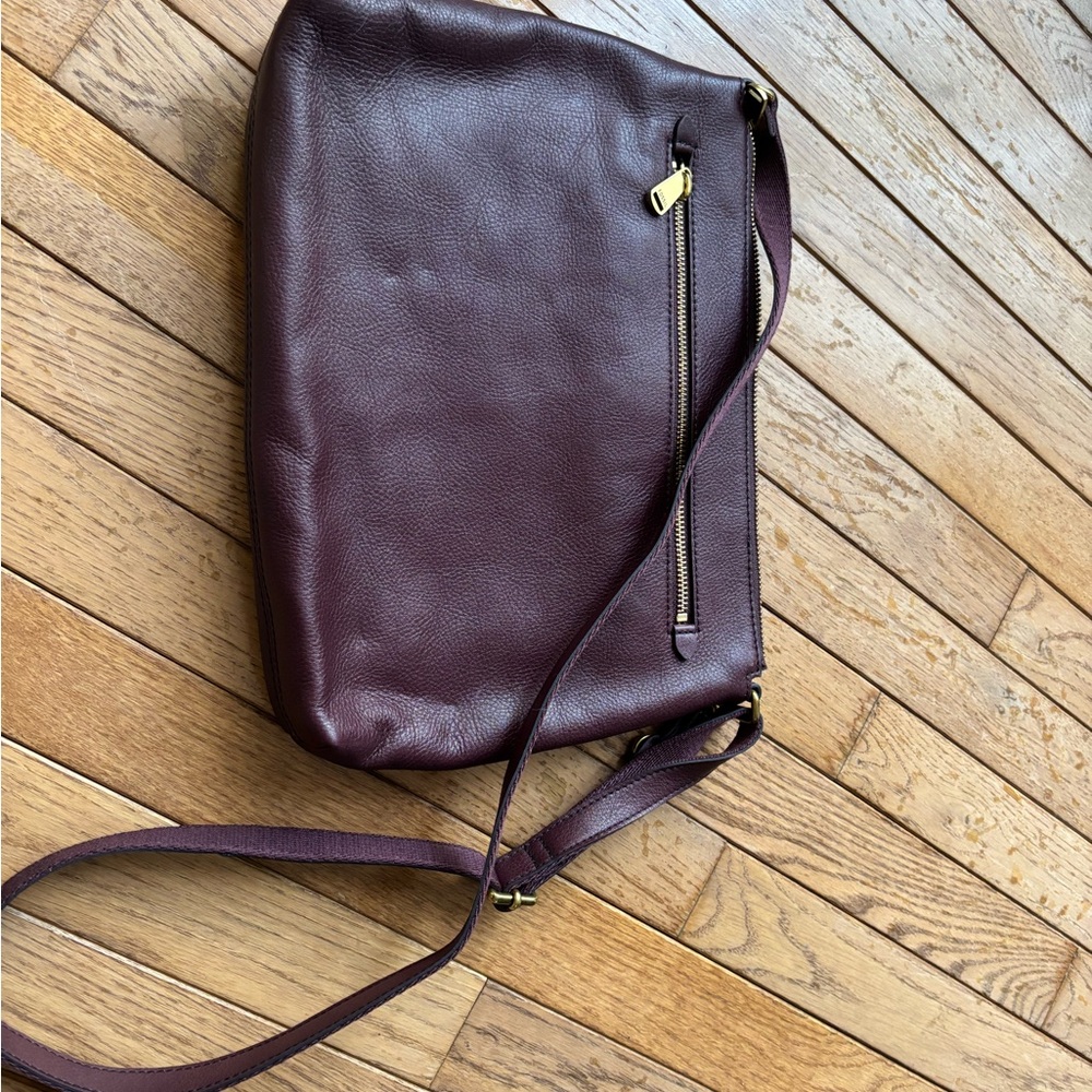 Fossil Women's Leather Crossbody Bag in Plum - Picture 3 of 3